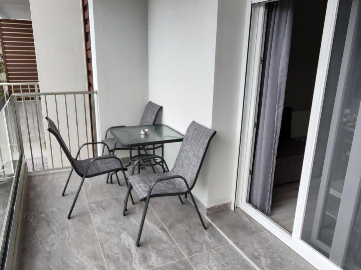 Different Apartments Ioannina Exterior foto