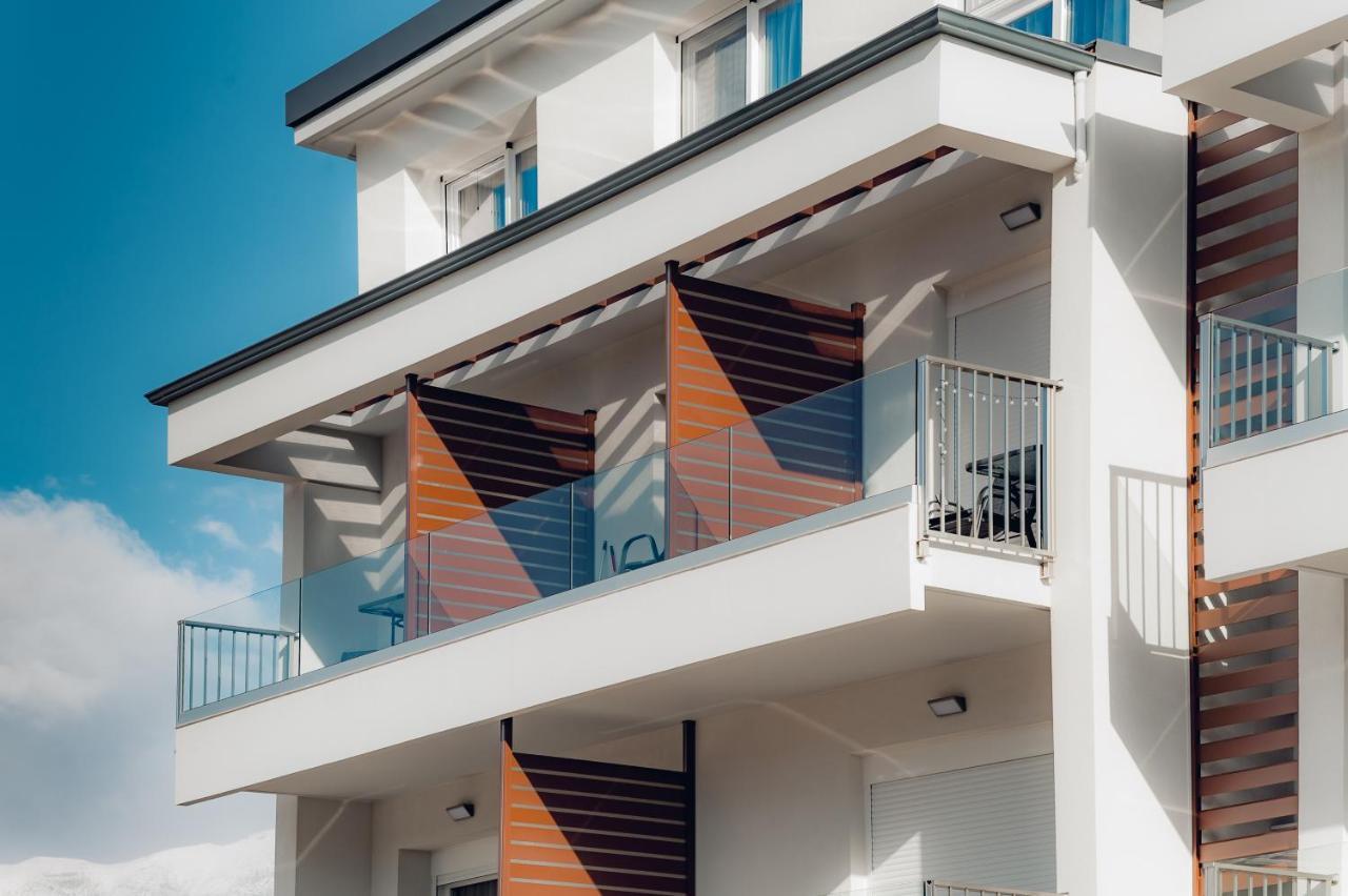 Different Apartments Ioannina Exterior foto
